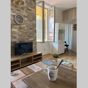 https://belloloco_studio.fr-provencehotel.com